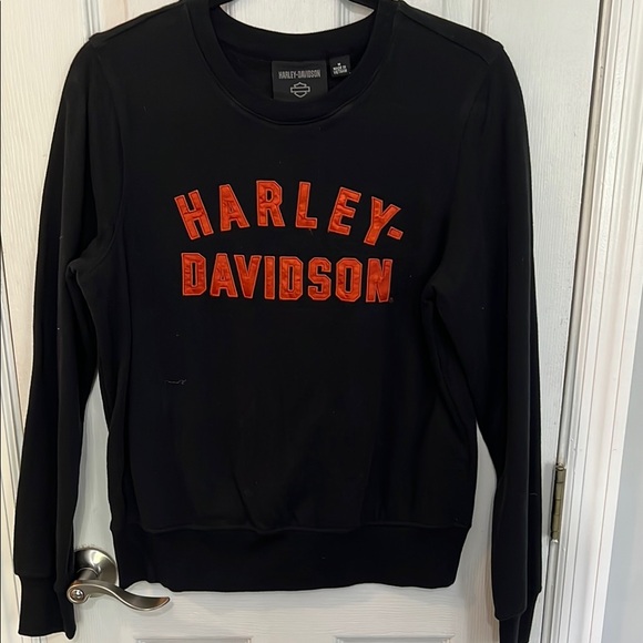 Harley-Davidson Tops - Harley-Davidson Women's Essence Applique Crewneck Pullover Black- Size Medium